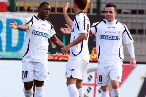 Di Natale celebra il 4° gol dell'Udinese