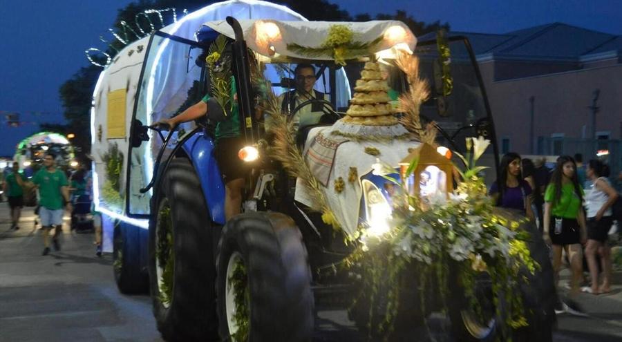 «La processione non è una discoteca»