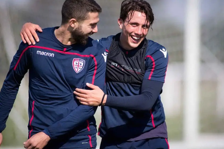 Paolo Faragò e Luca Pellegrini (foto Twitter Cagliari)