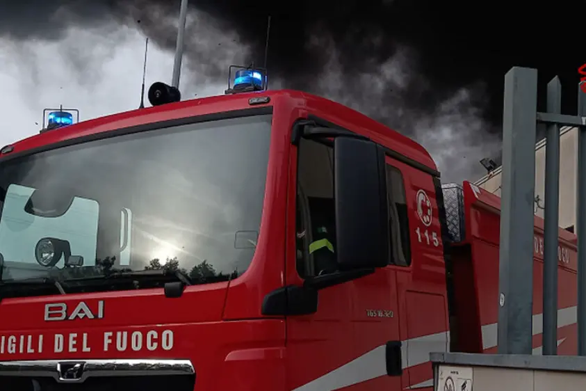 Vigili del fuoco (foto Ansa)