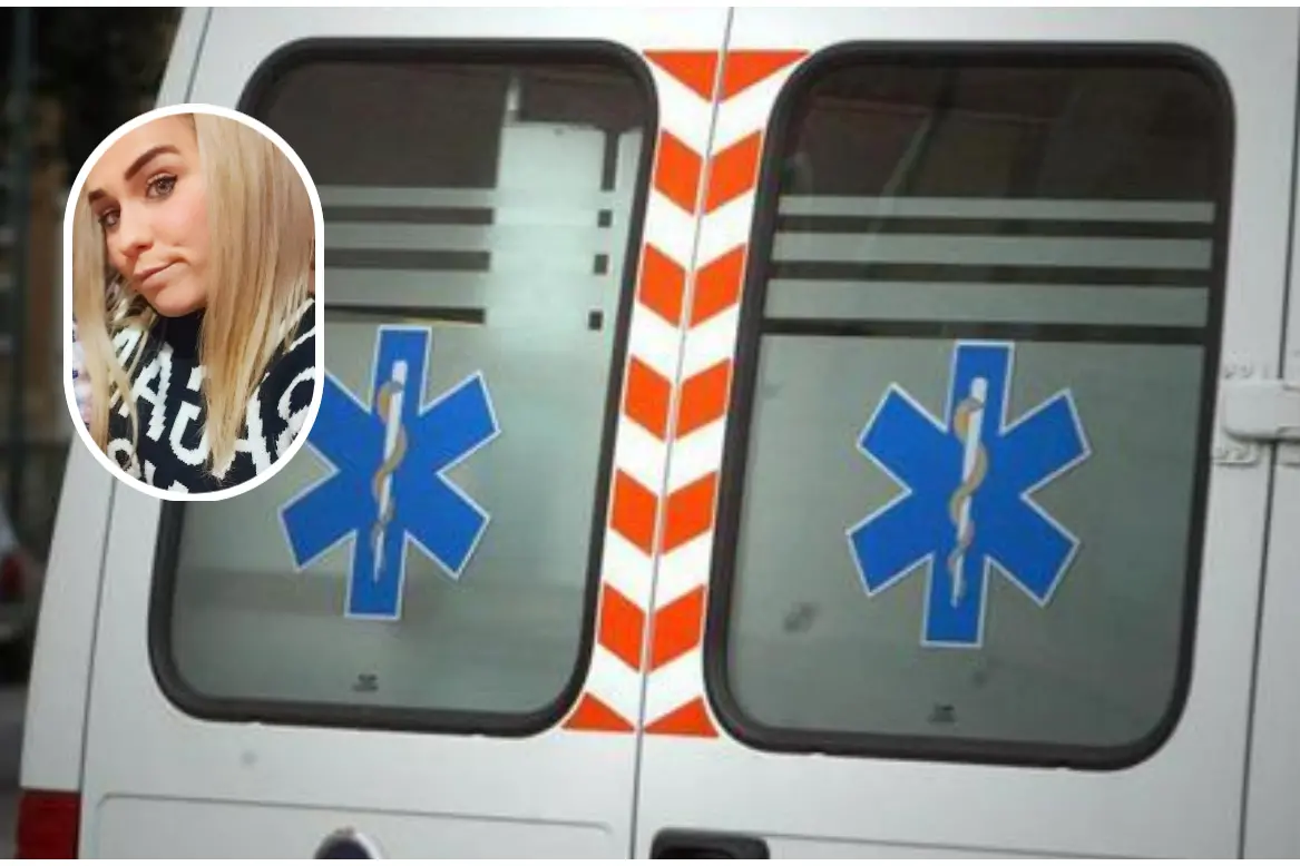 Un'ambulanza (Ansa) e, nel riquadro, Andrea Nairi, la giovane mamma morta a Flumini di Quartu (foto Facebook)
