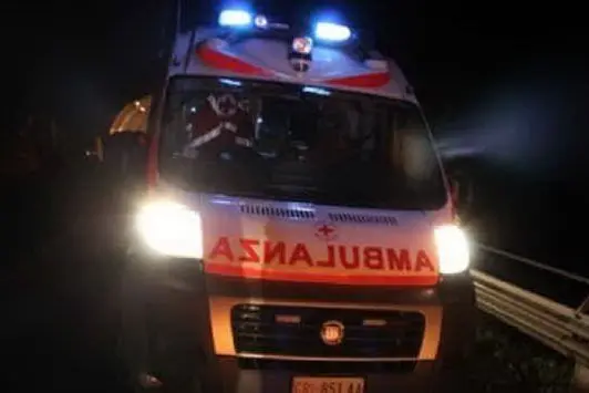Un'ambulanza