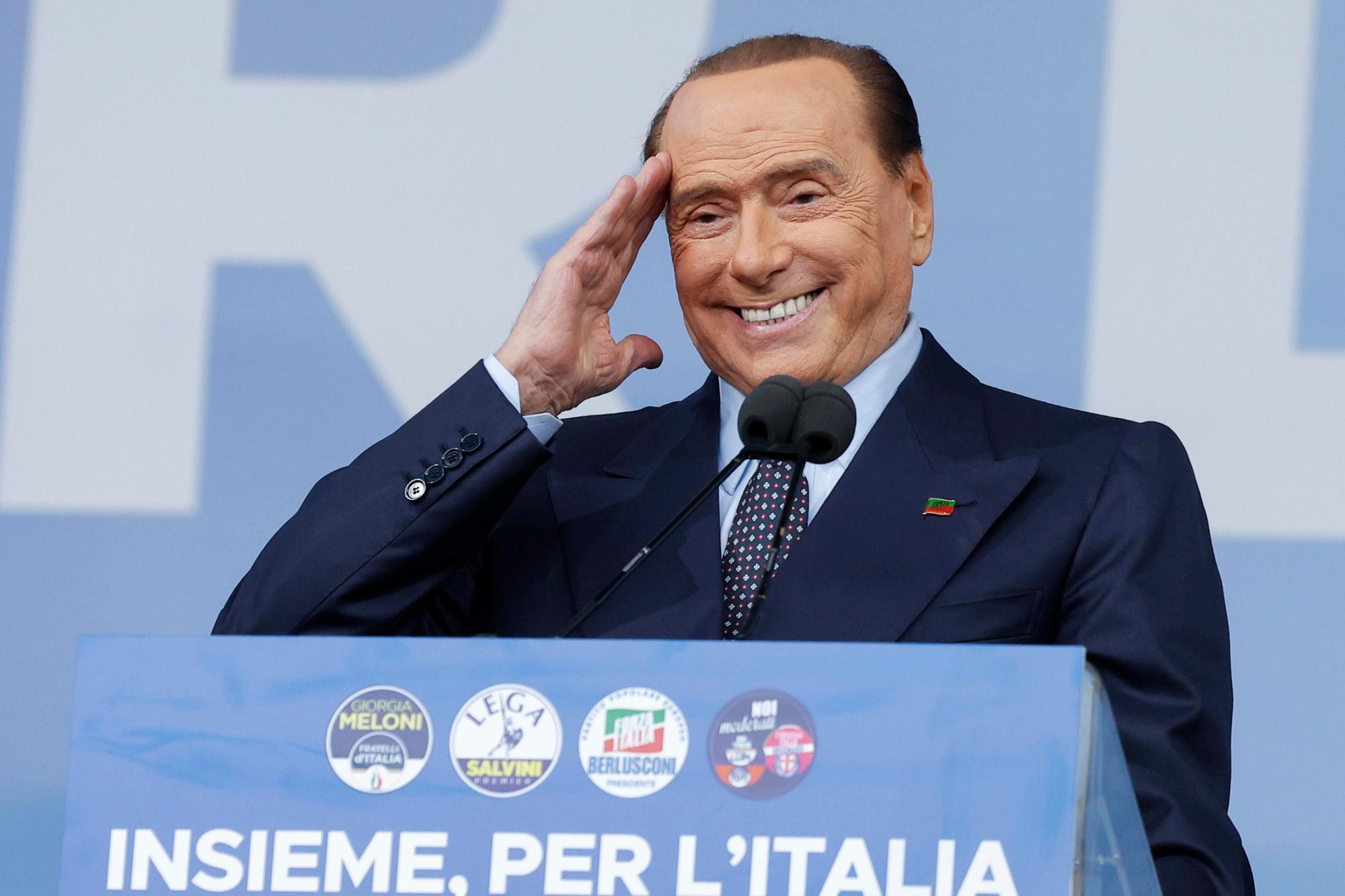 Berlusconi: “Con noi un sardo al governo per potenziare l’autonomia”