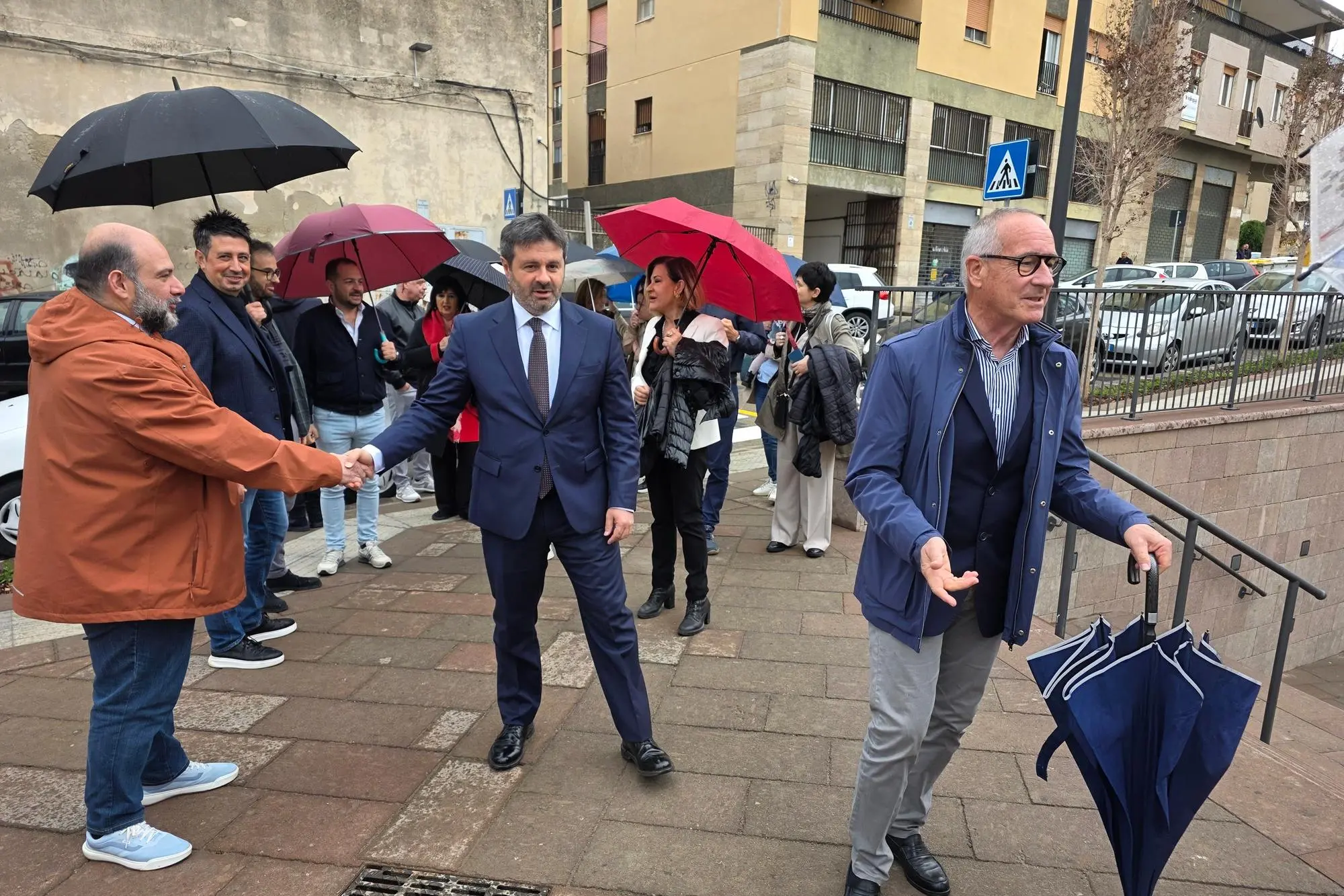 Il sindaco Giuseppe Mascia e l'ex primo cittadino Nanni Campus alla inaugurazione dell'opera