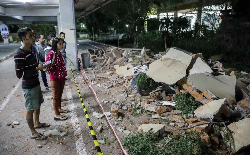 Terremoto in Indonesia: morte e distruzione
