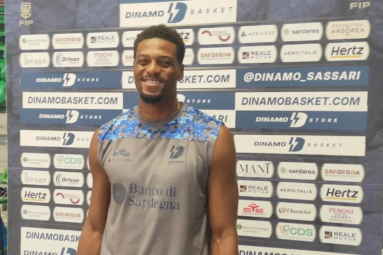 Fatica ma vince a Mestre la Dinamo 87-74 Jeff Brooks (foto G. Marras)