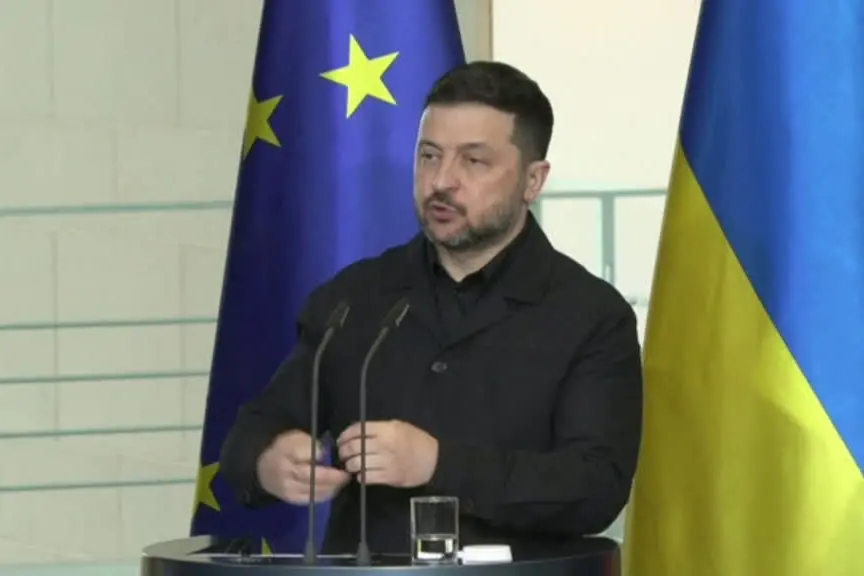 Zelensky promette di riparare l'oledotto che rifornisce l'Ungheria