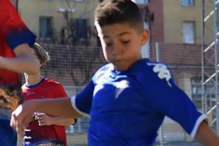 Il piccolo eroe (foto Mundo Deportivo)