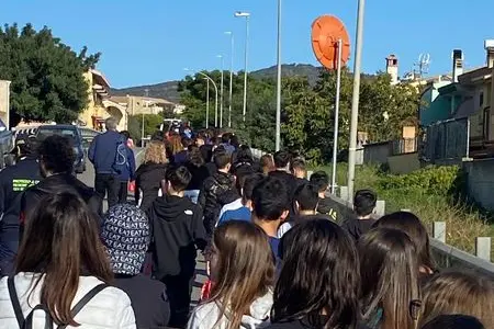 Il corteo a Settimo San Pietro (foto Serreli)