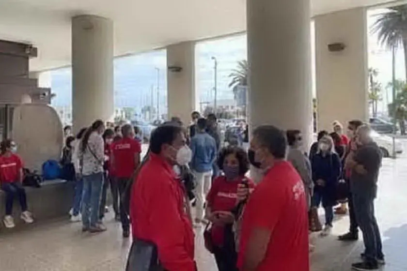 Una manifestazione dei lavoratori Aras (archivio L'Unione Sarda)