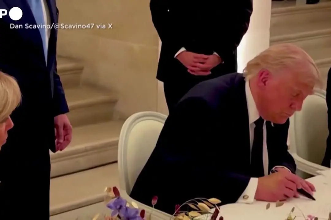 Trump firma l'accordo per porre fine alla guerra in Medio Oriente
