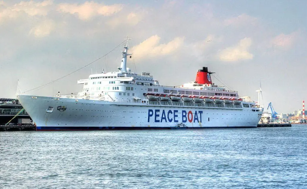 La Peace Boat