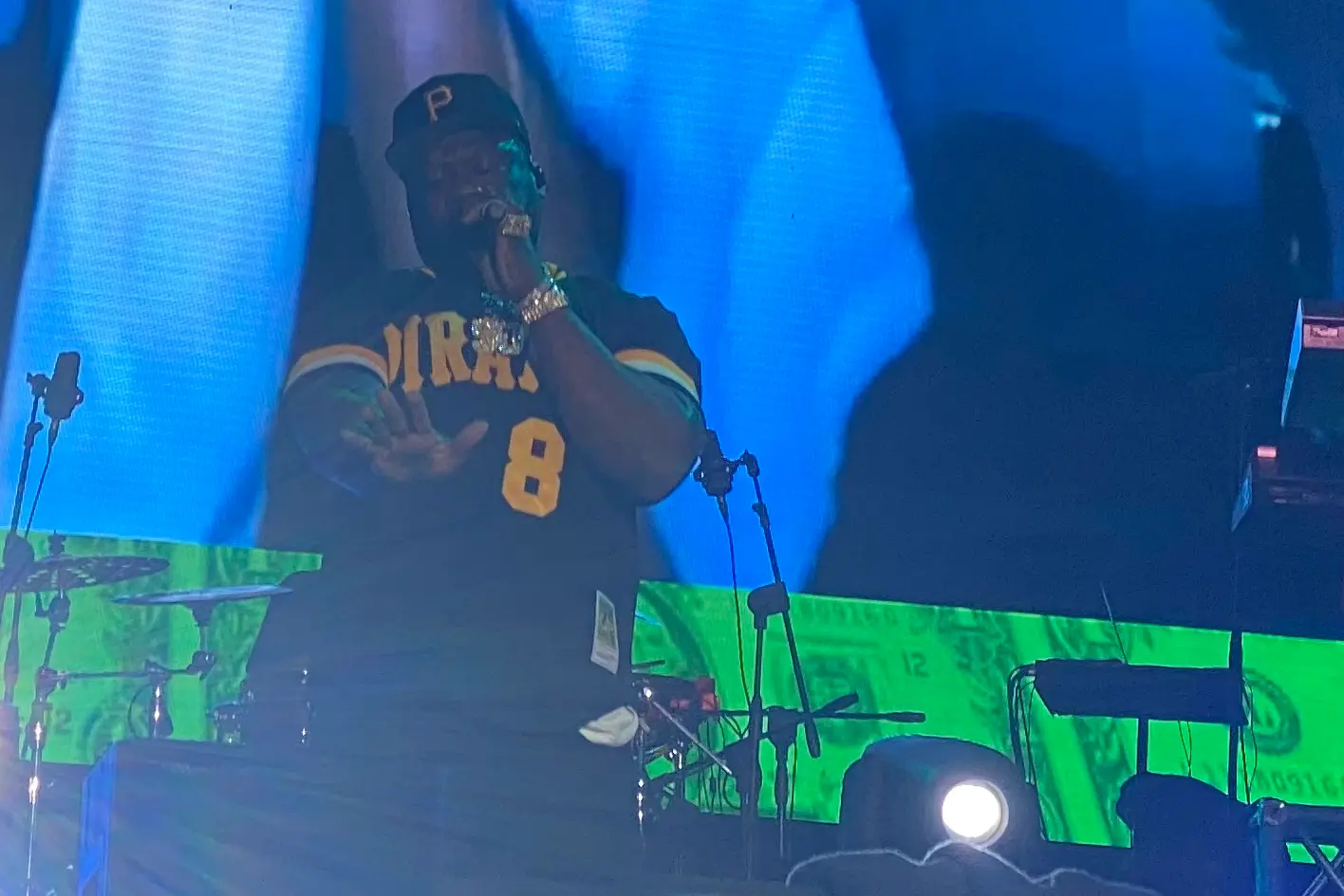 50 Cent sul palco dell'Arabax Music Festival (foto Federica Melis)