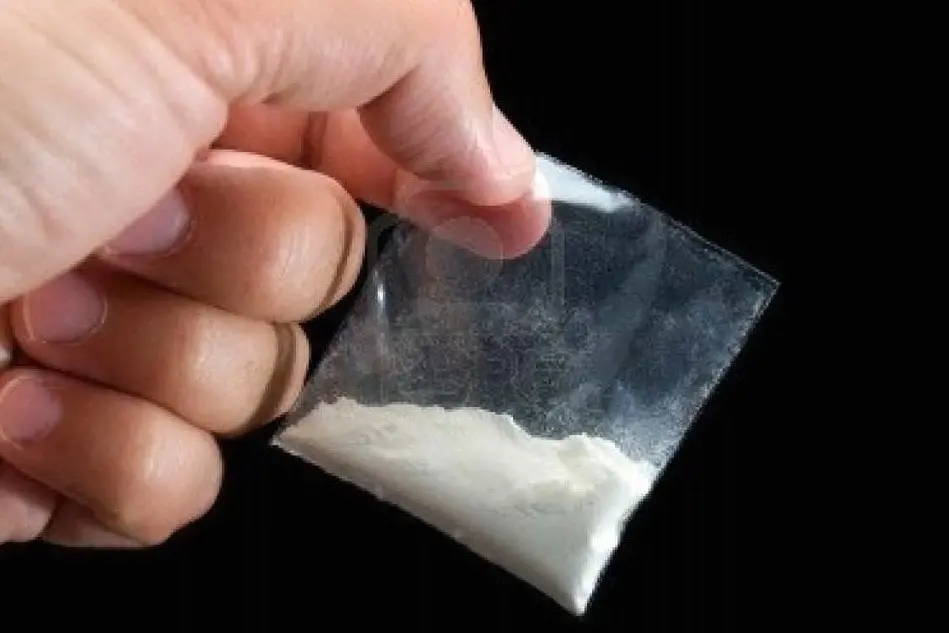 Una bustina di droga