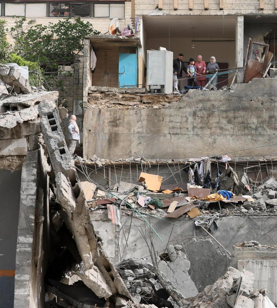 Libano, tregua violata Ucciso un casco blu