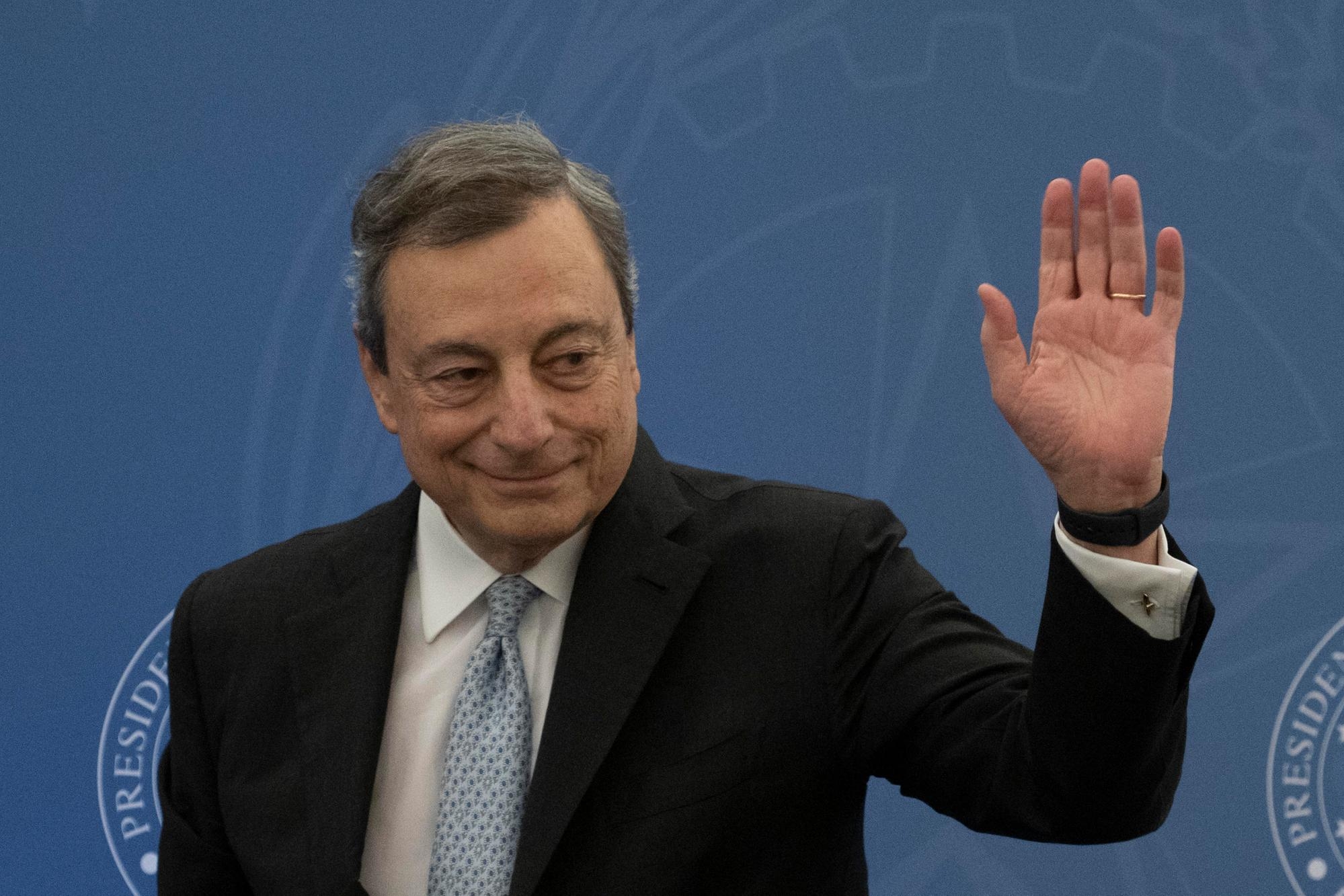 Italian premier Mario Draghi, during the press conference at the end of the Council of Ministers in Rome, 30 June 2022. ANSA/MAURIZIO BRAMBATTI