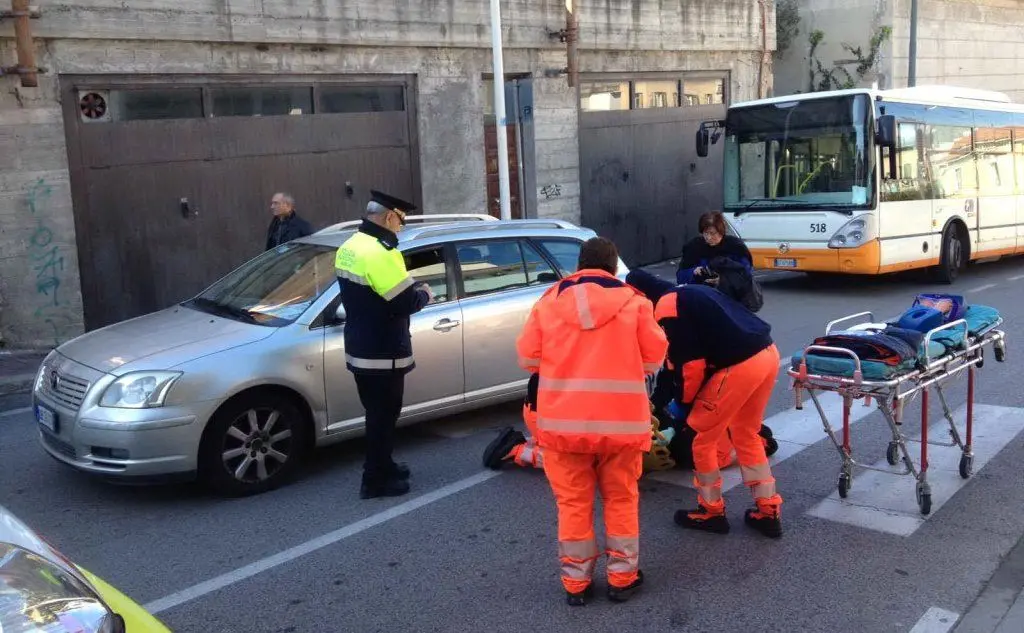 La donna investita in via La Vega