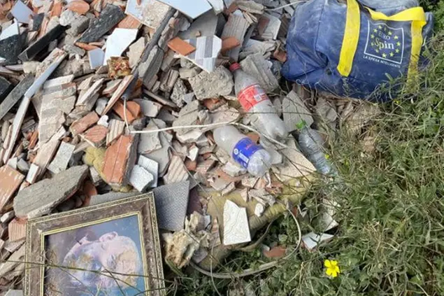 La discarica in località Li Lioni (foto Pala)