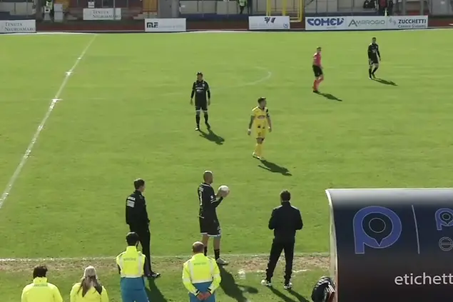 La Rosa e Dessena in una fase del match col San Donato Tavarnelle (foto Giagnoni)