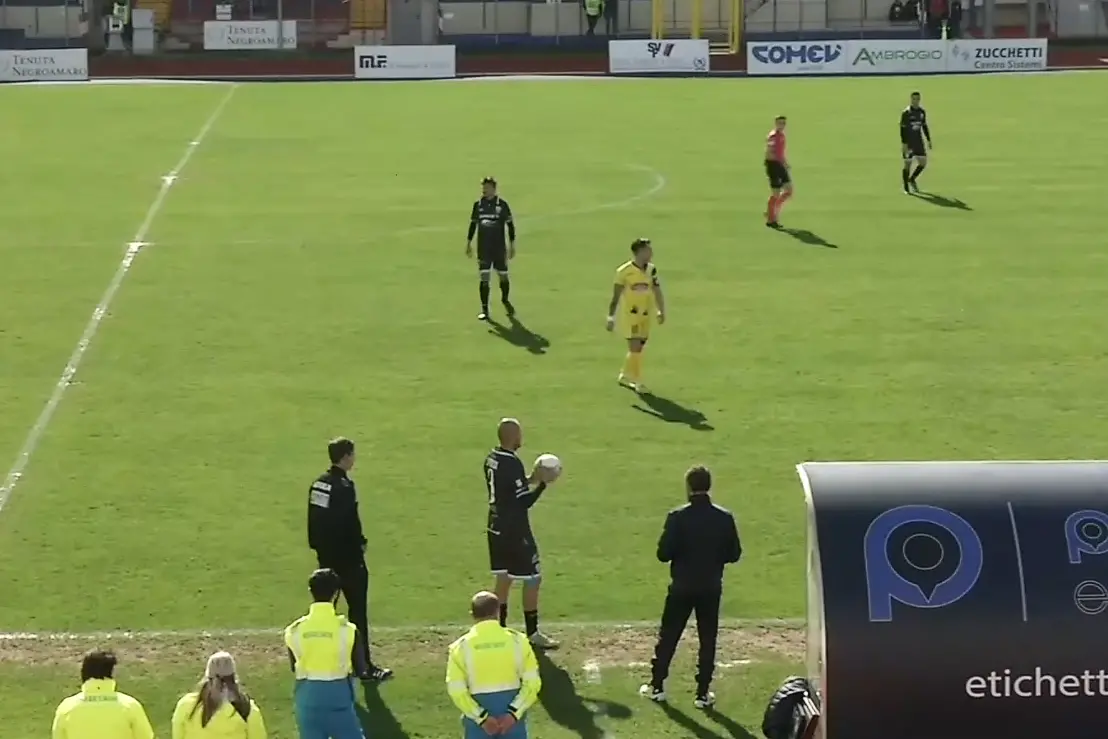 La Rosa e Dessena in una fase del match col San Donato Tavarnelle (foto Giagnoni)