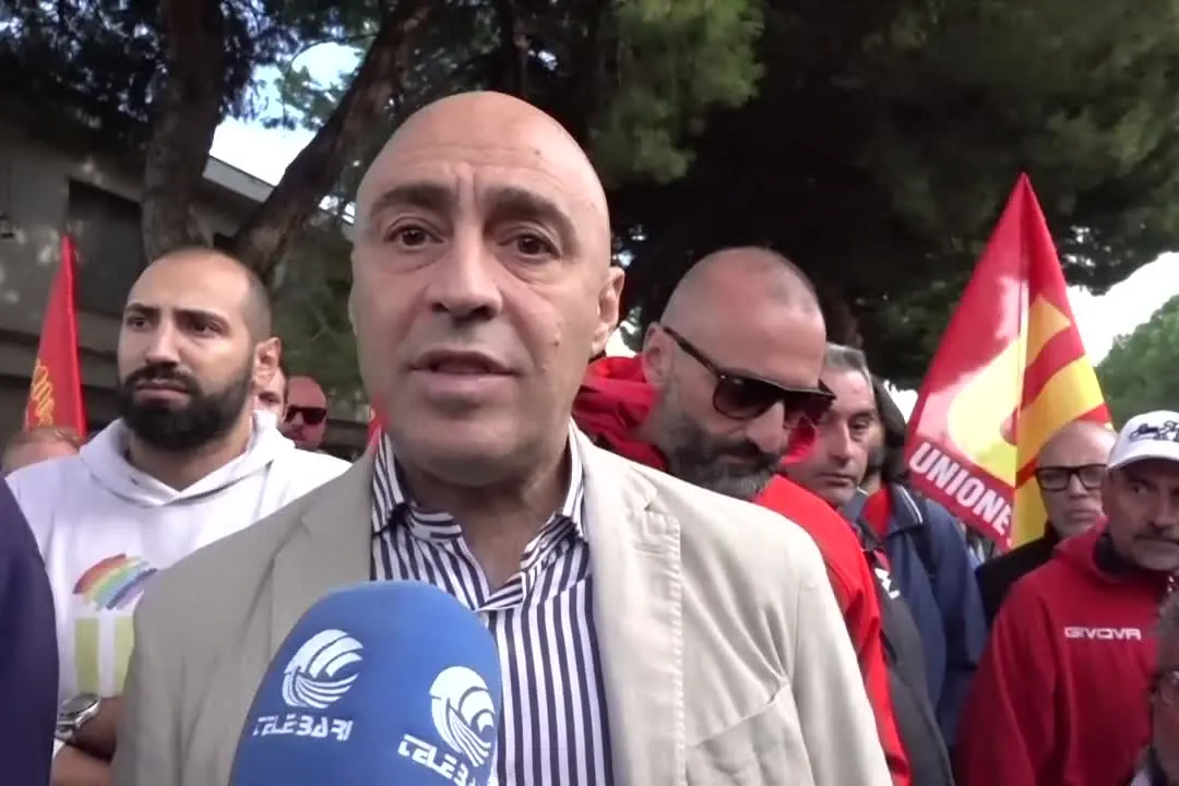 Ex Ilva, sindaco di Taranto: "Le angosce dei lavoratori vanno ascoltate"
