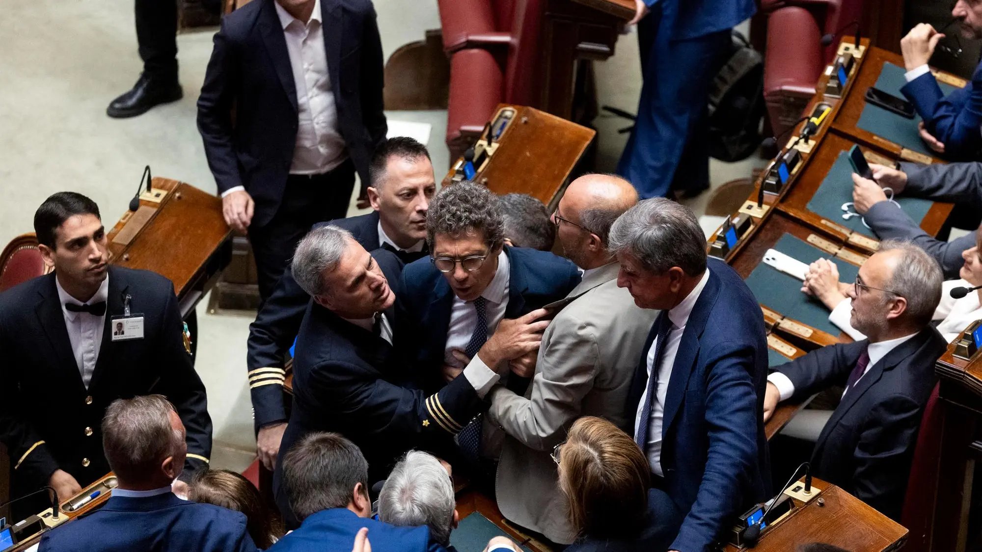 https://immagini.unionesarda.it/version/c:NDg0NDJhZDAtODY0OS00:M2Q1ZGYxZTctODE1NS00/image.webp?f=16:9