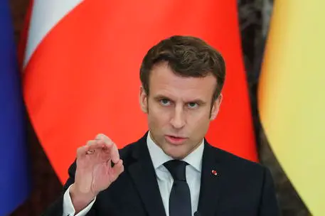 Il presidente francese Emmanuel Macron (foto Ansa/Epa)