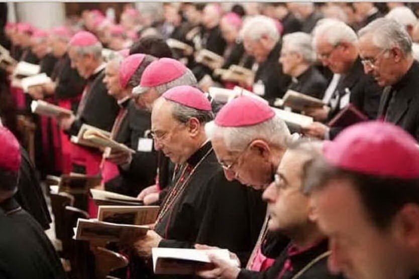 Omofobia, i vescovi contro la nuova legge: &quot;Non serve, rischio di derive liberticide&quot;