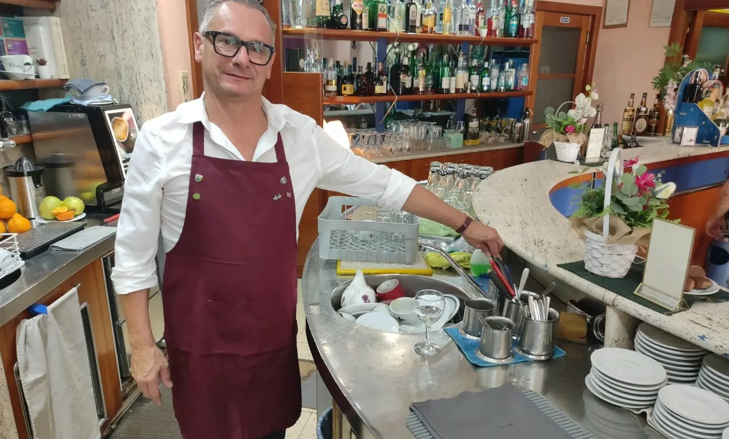 Water Raking Quartu water cut hits 90 minutes early, angering residents and ...