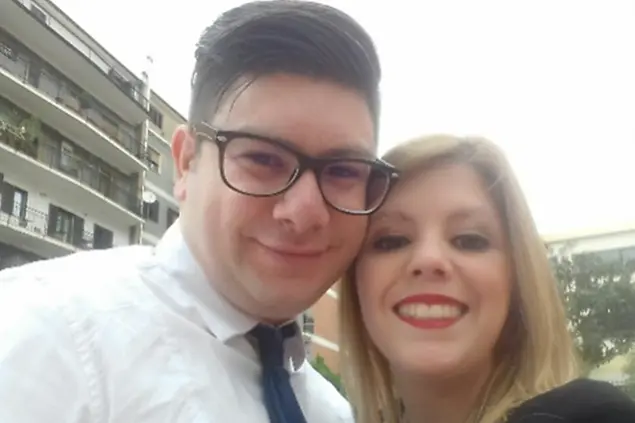 Giuseppe Stilo e la moglie (foto dai social)