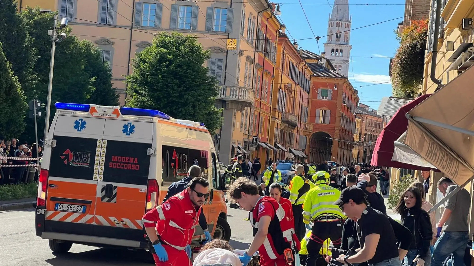 https://immagini.unionesarda.it/version/c:NDg2YzVkMjUtZTI0My00:N2NmMjJhZWEtODQxYy00/image.webp?f=16:9