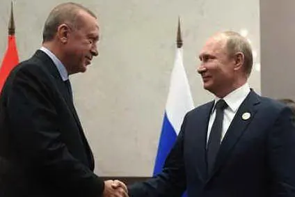 Erdogan e Putin durante un precedente summit (Ansa)