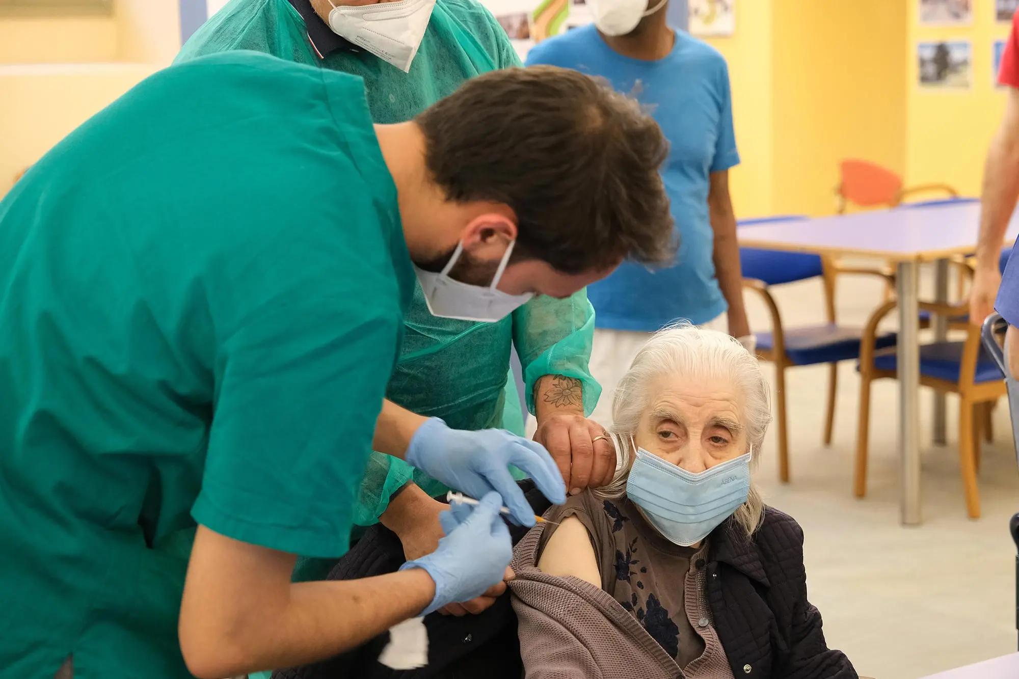Poche quarte dosi in Sardegna (L'Unione Sarda)