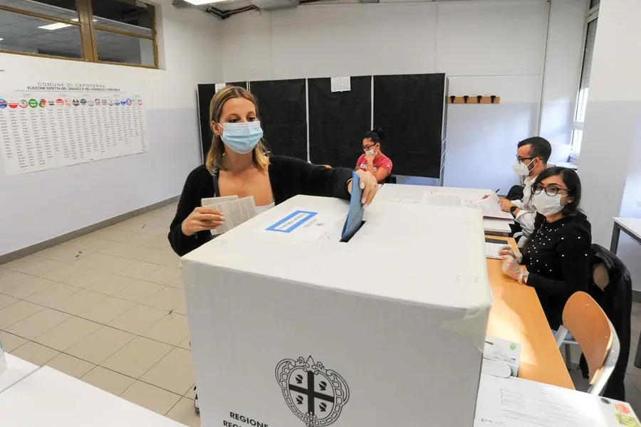 Il voto al primo turno (L'Unione Sarda)