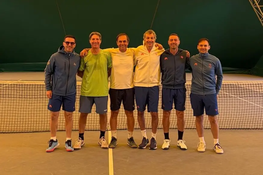 La squadra del Poggio Sport Village maschile (foto concessa)
