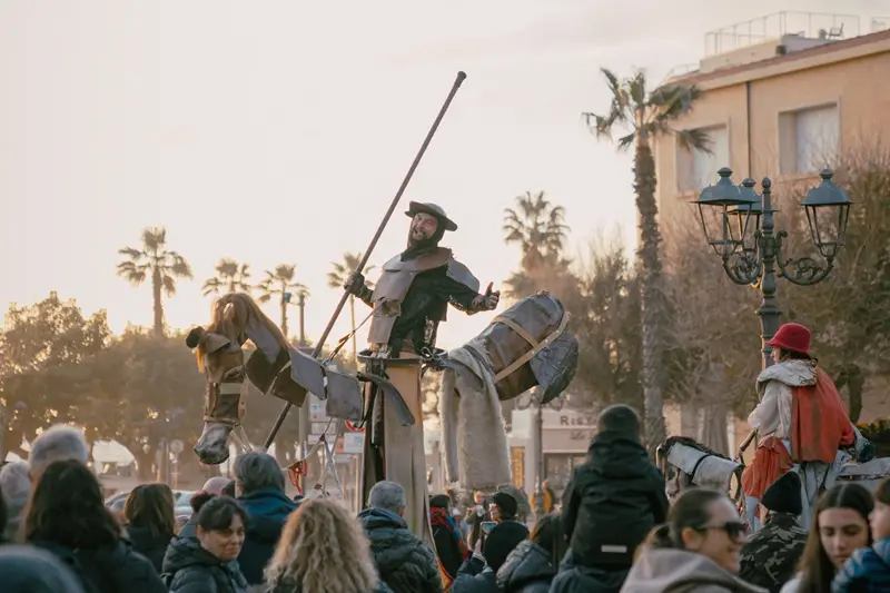Un momento dello spettacolo di Don Chisciotte, ad Alghero (foto Luca Porcheddu)