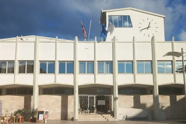 Municipio di Porto Torres (foto Pala)