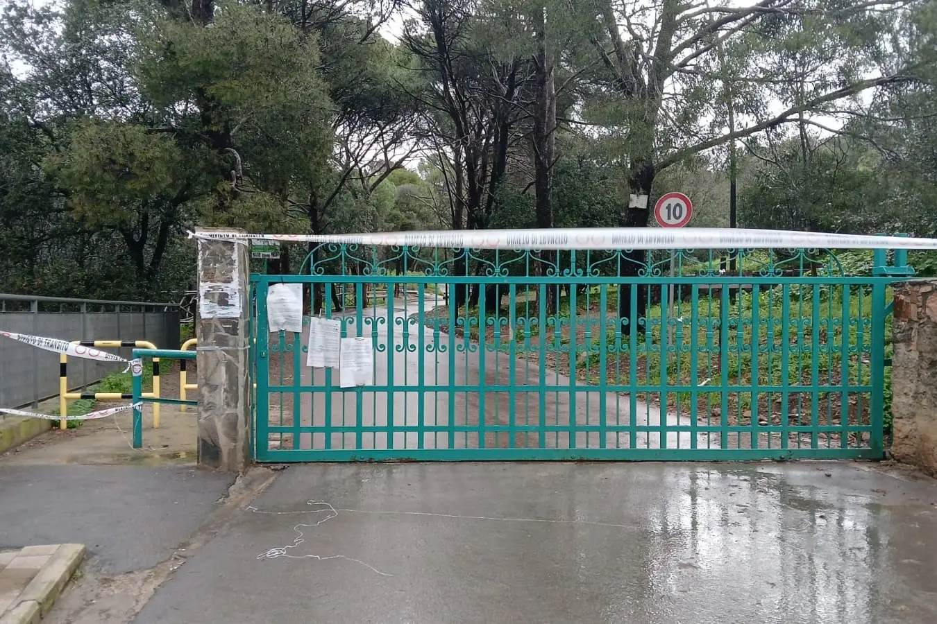 Sinnai, la pineta chiusa