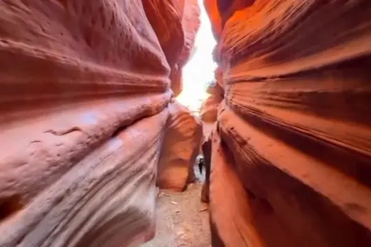 Peekaboo Slot Canyon: labirinto rosso di Kanab e gioiello dello Utah