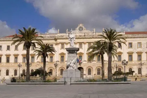 Piazza d'Italia a Sassari (foto Sardegna Turismo)