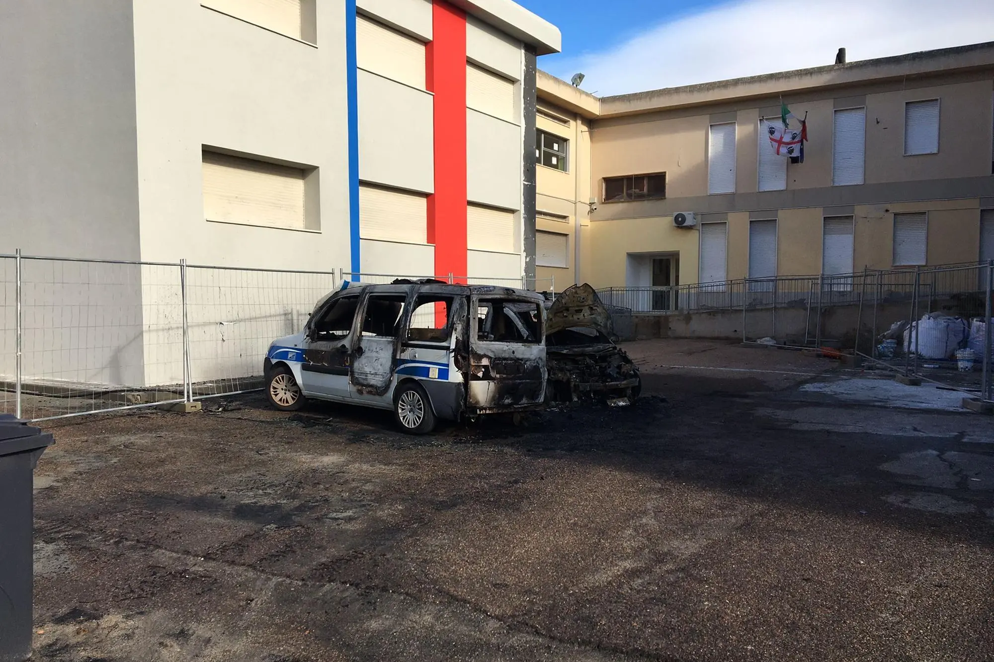 Auto bruciate a Quartucciu (Foto Fr. Me.)