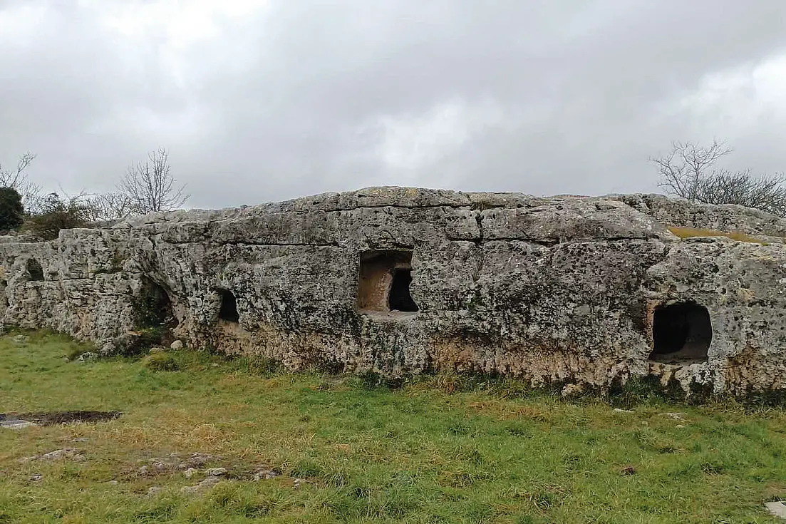 Le Domus de Janas