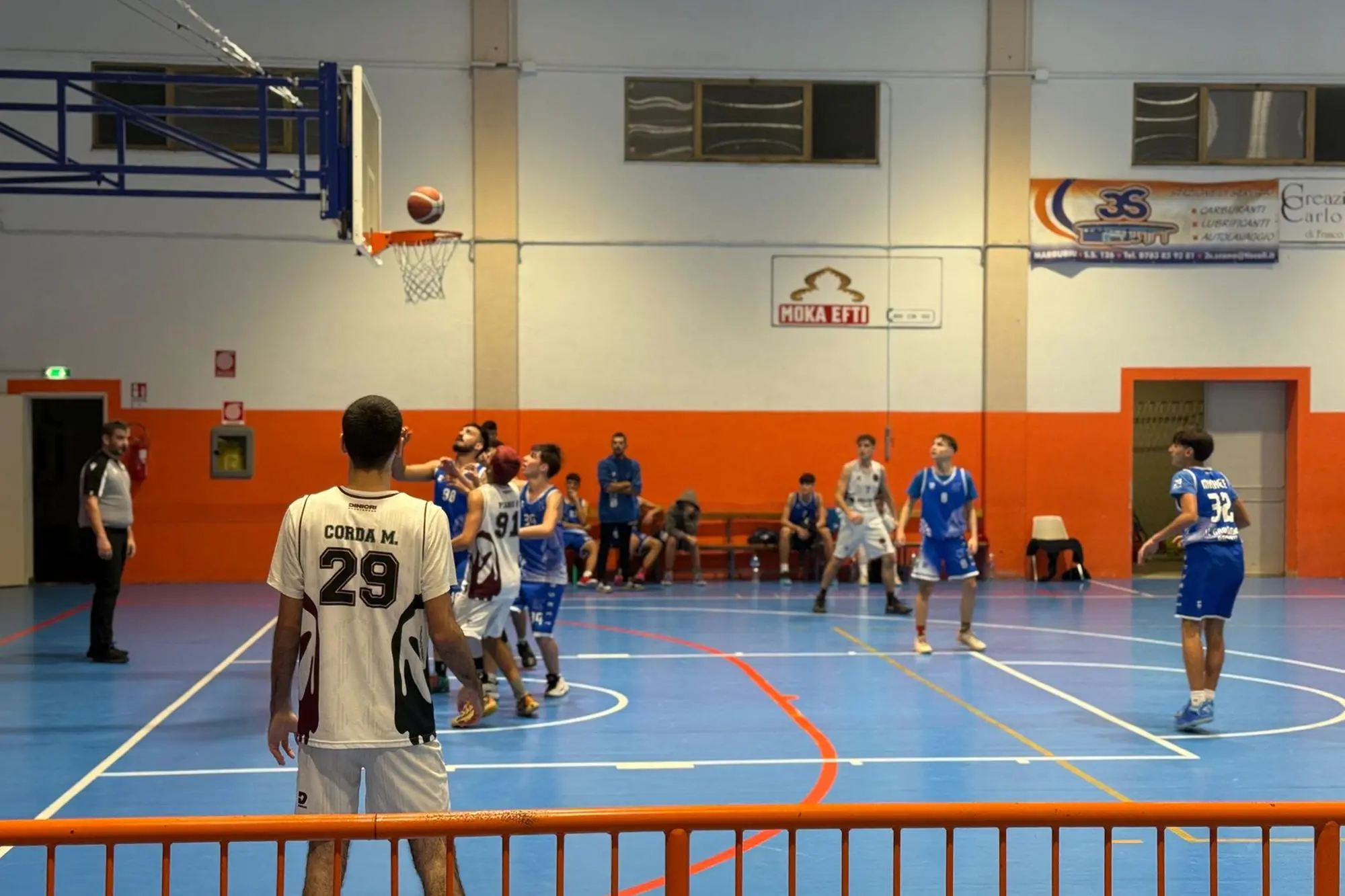 Un momento della partita tra Marrubiu e Il Gabbiano (foto di Giacomo Pala)