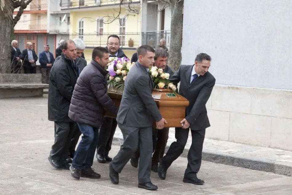 I funerali del pensionato ucciso a Ulassai