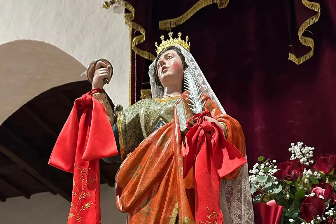 La statua di Santa Lucia nella chiesetta