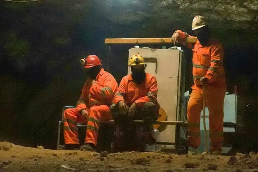 Lavoratori della miniera di Olmedo (Archivio L'Unione Sarda)