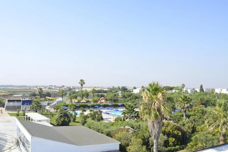 Il villaggio African Beach di Ippocampo di Manfredonia (Ansa)