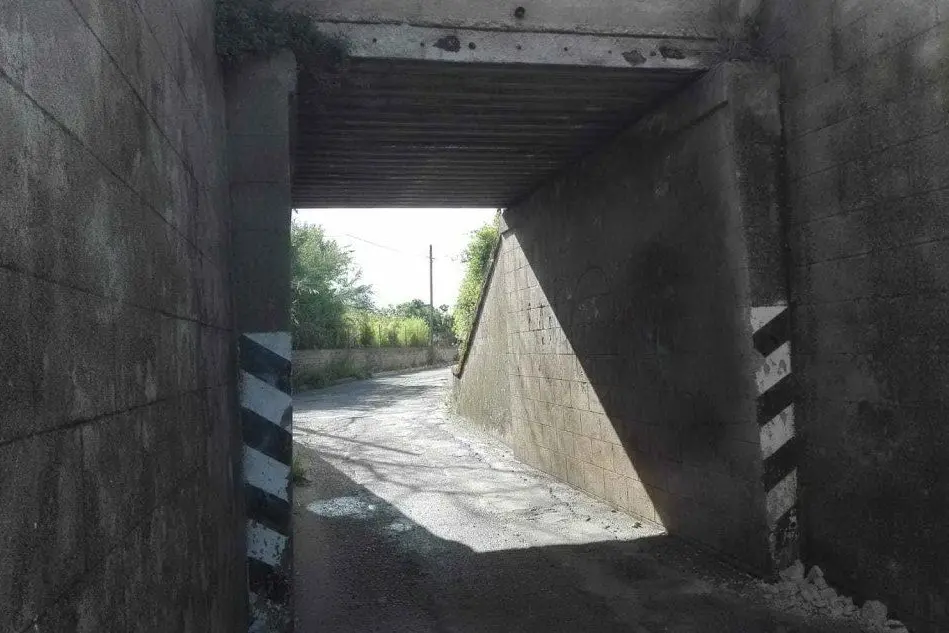 Il cavalcavia di via Volta