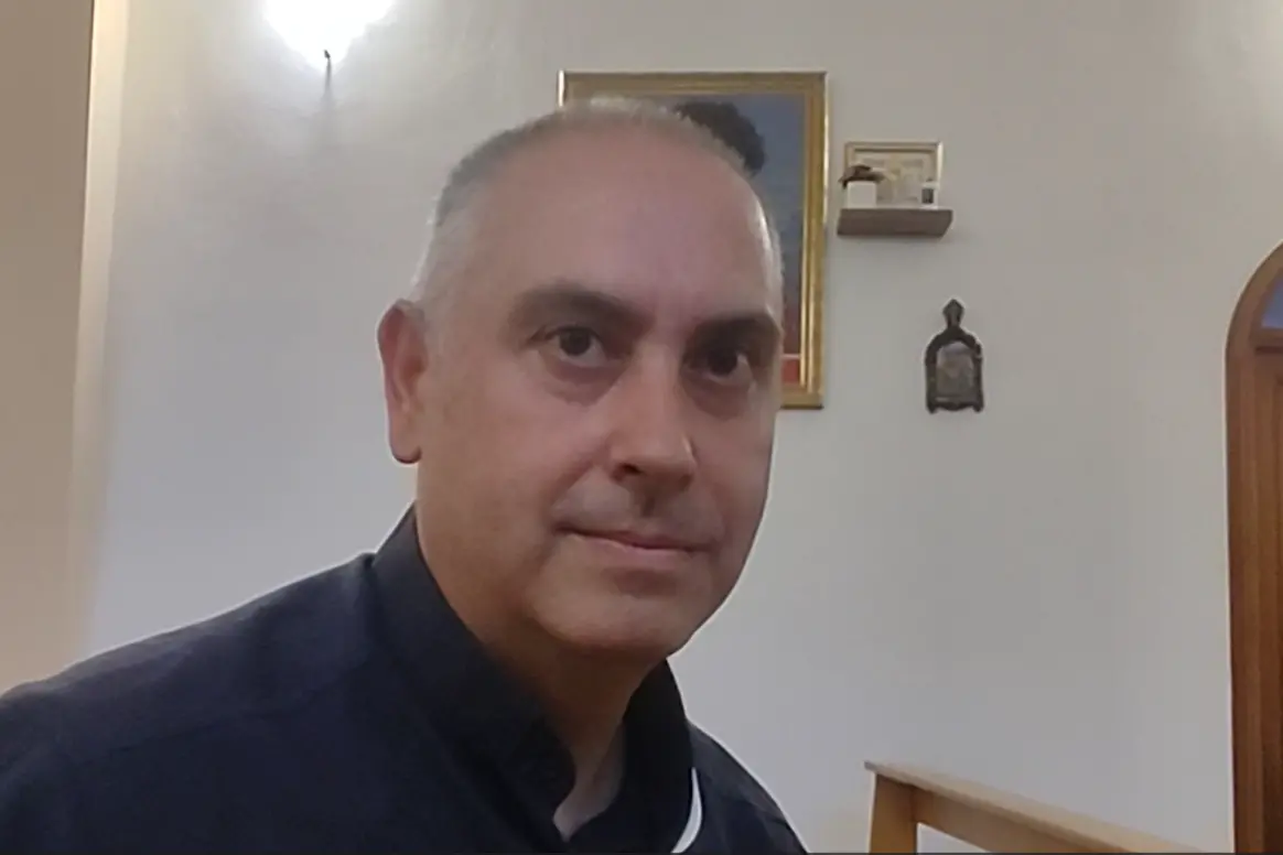 Luogosanto, il parroco don Roberto Aversano