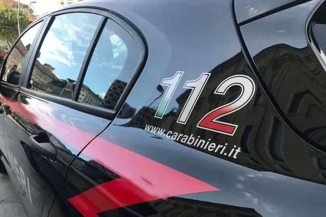 Un'auto dei carabinieri